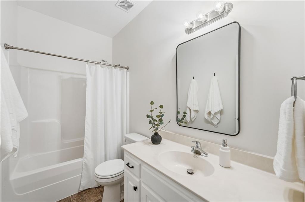 22104 Crystal Avenue Property Photo 19