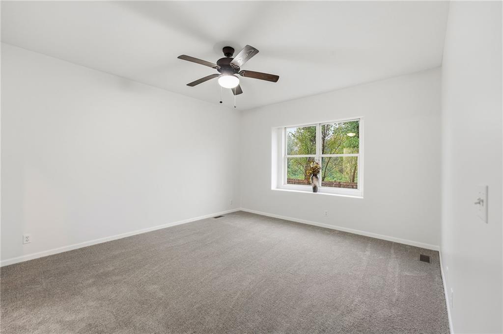 22104 Crystal Avenue Property Photo 20