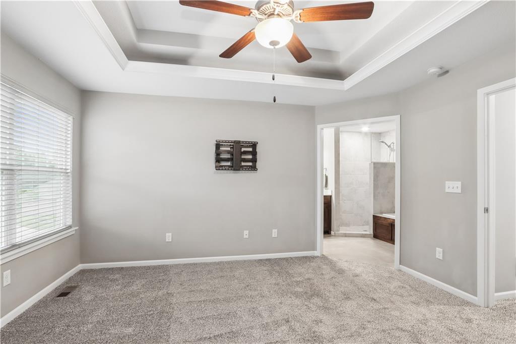 7700 N Lawn Avenue Property Photo 13
