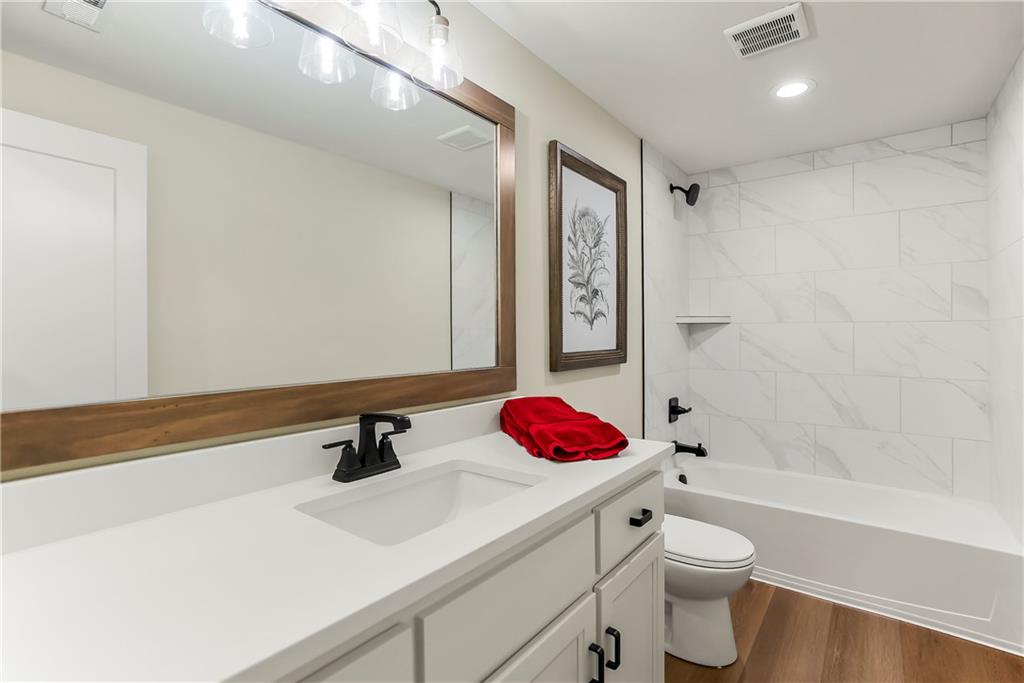 16972 S Cheshire Street Property Photo 34