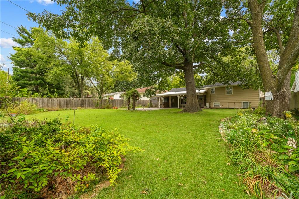 212 Sw Craigmont Drive Property Photo 40