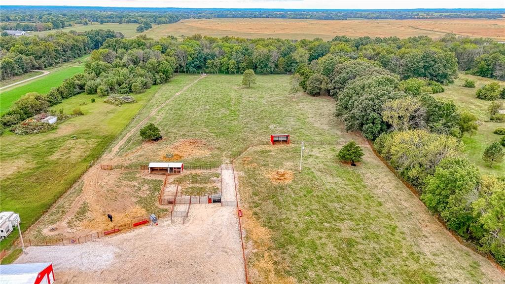 362 Sw T Highway Property Photo 14