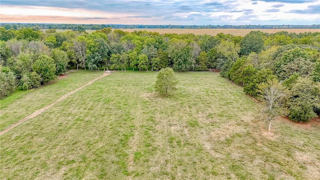 362 Sw T Highway Property Photo 19