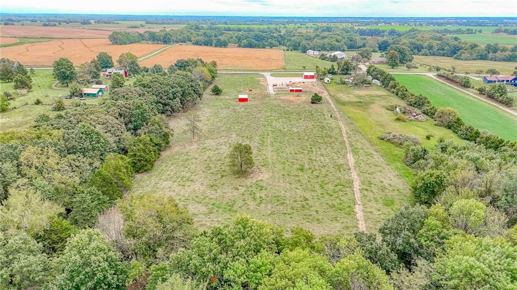 362 Sw T Highway Property Photo 21