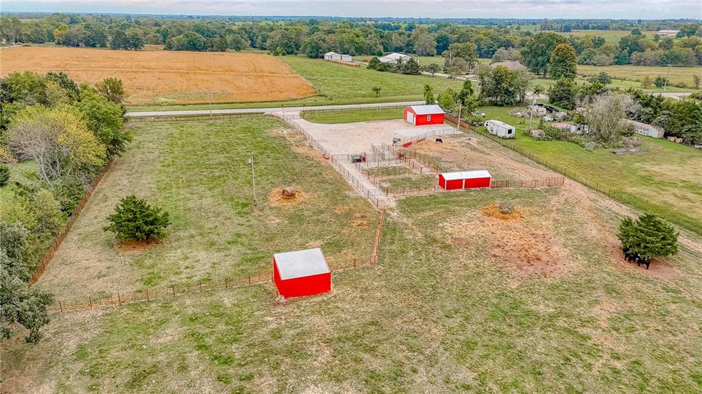 362 Sw T Highway Property Photo 25