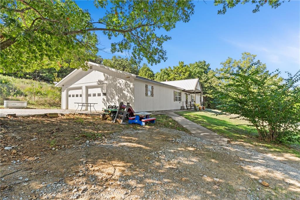 1125 Cr 2050 N/a Property Photo 6