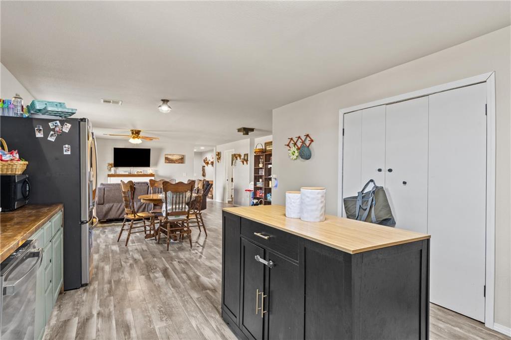 1125 Cr 2050 N/a Property Photo 21