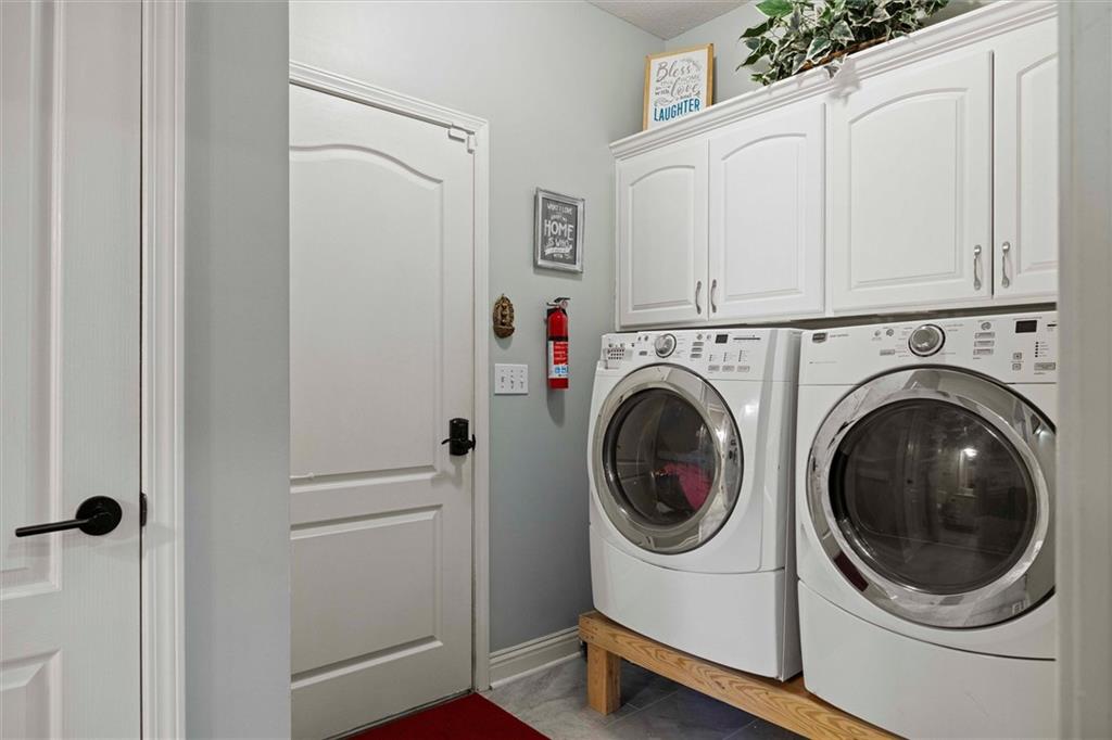 3202 Junction Drive Property Photo 13