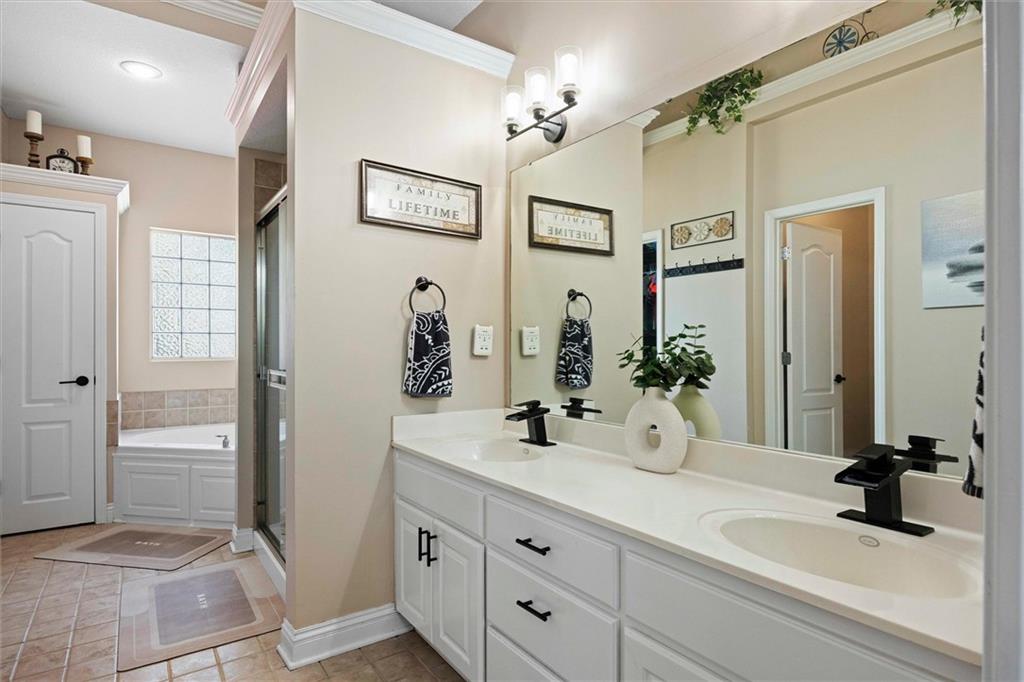 3202 Junction Drive Property Photo 16