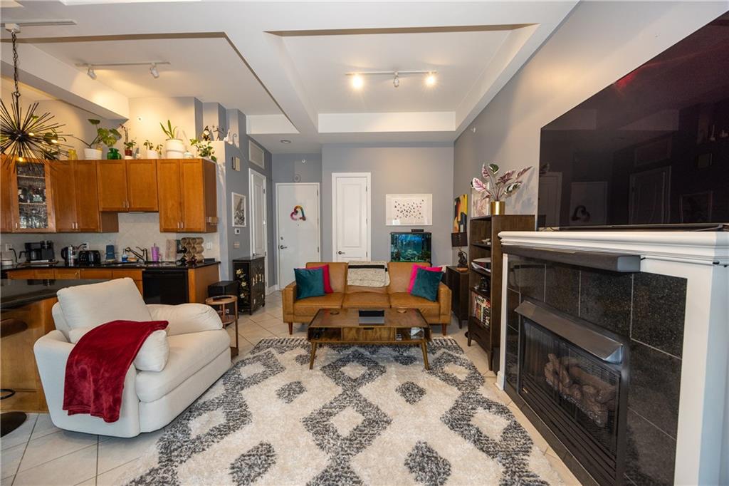 1101 Walnut Street Property Photo 11