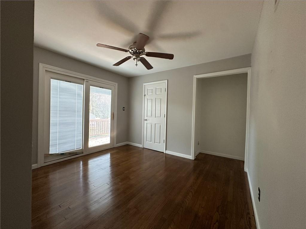 10401 E 69th Street Property Photo 4