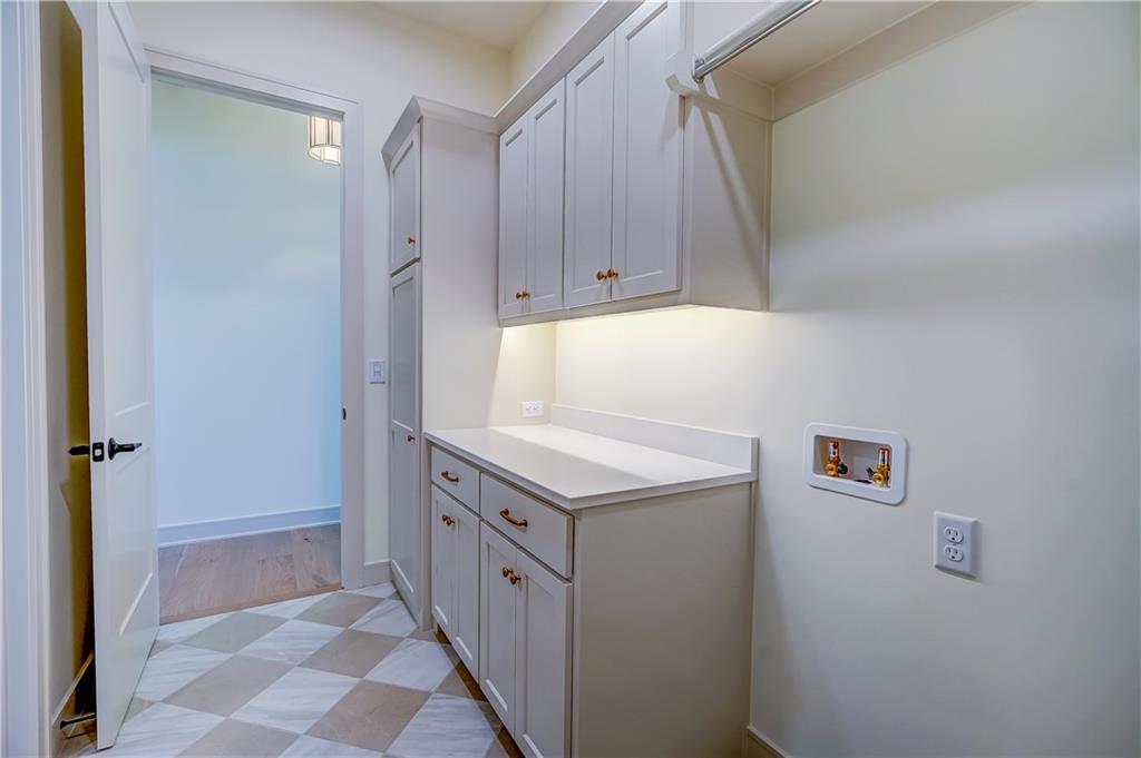 590 South Shore Drive Property Photo 32