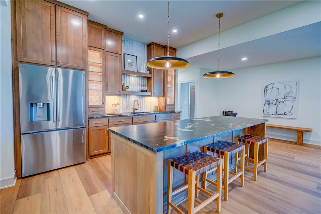 590 South Shore Drive Property Photo 44
