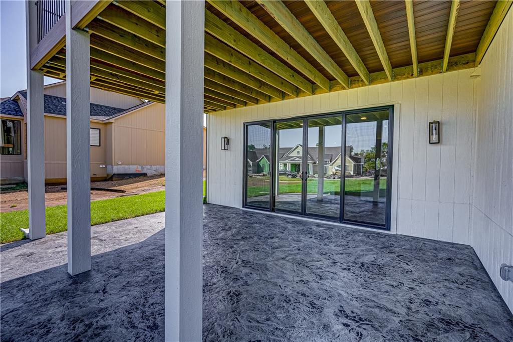 590 South Shore Drive Property Photo 60