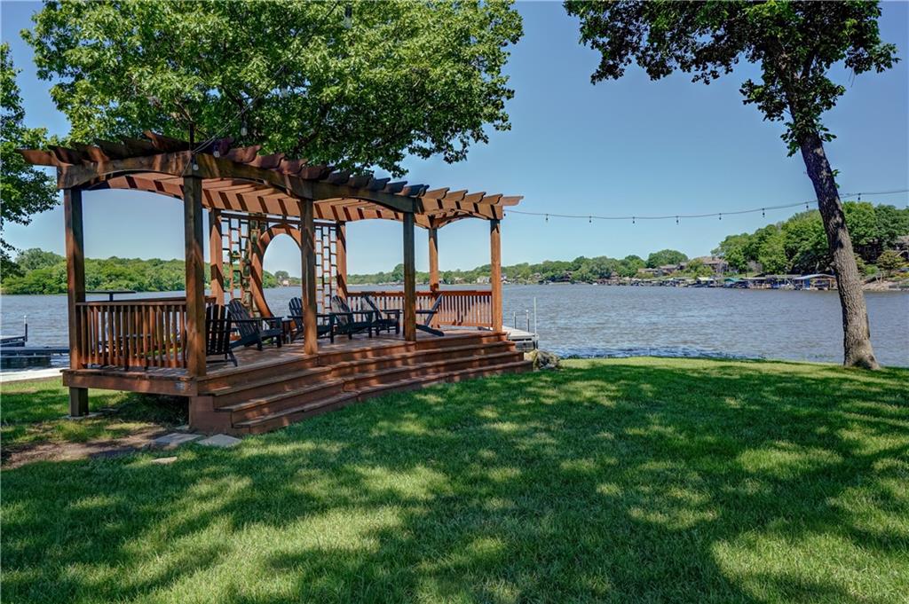 590 South Shore Drive Property Photo 89