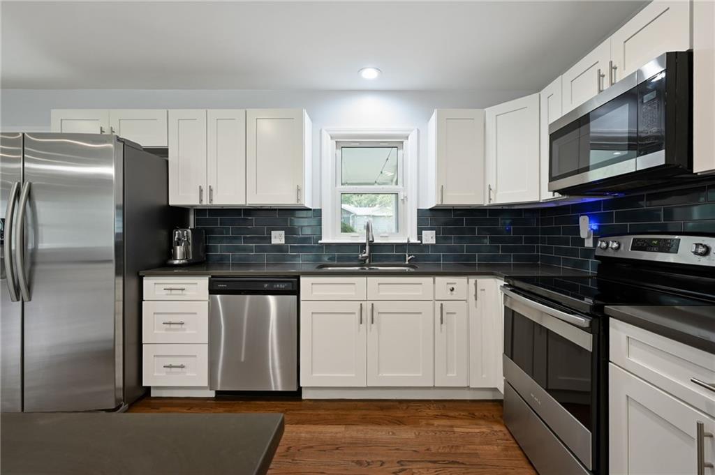 10004 Holly Street Property Photo 20
