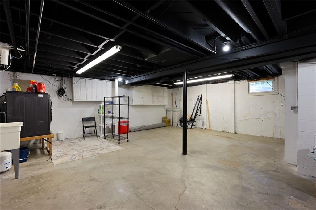 10004 Holly Street Property Photo 23