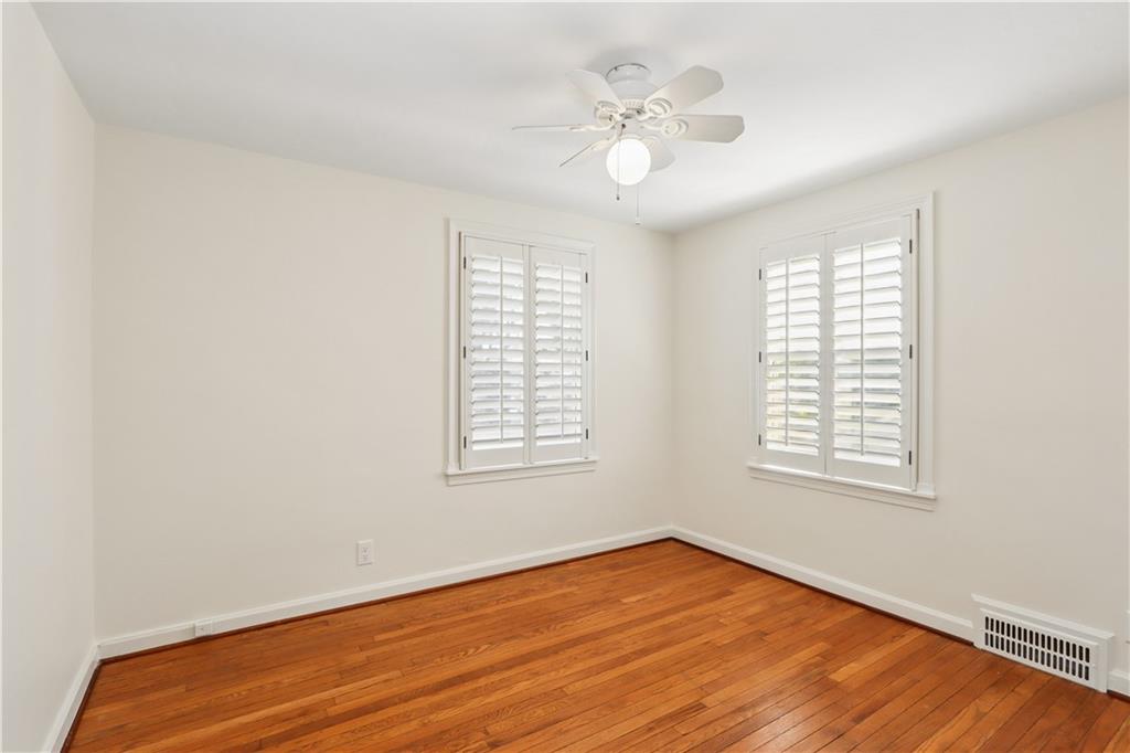 1235 W Gregory Boulevard Property Photo 10