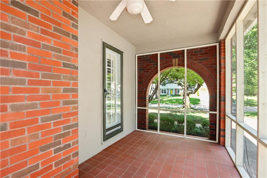 1235 W Gregory Boulevard Property Photo 17