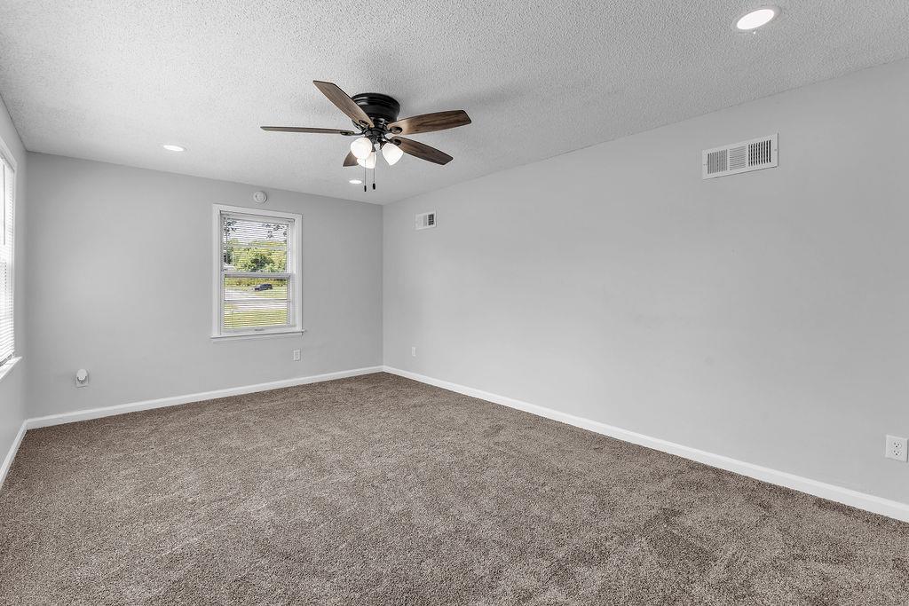 3801 Powers Drive Property Photo 5