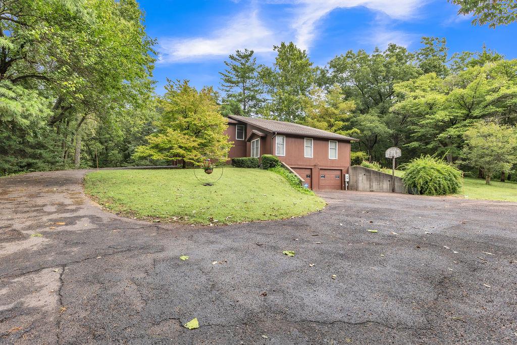 4715 Amazonia Road Property Photo 1