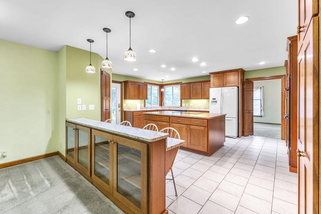 4715 Amazonia Road Property Photo 12