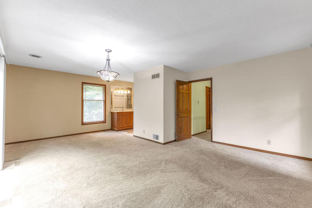 4715 Amazonia Road Property Photo 25