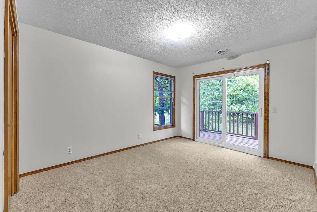 4715 Amazonia Road Property Photo 27