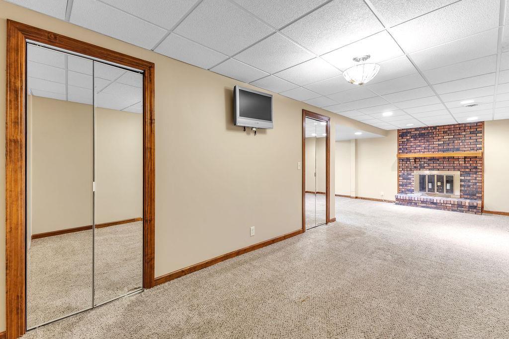 4715 Amazonia Road Property Photo 32