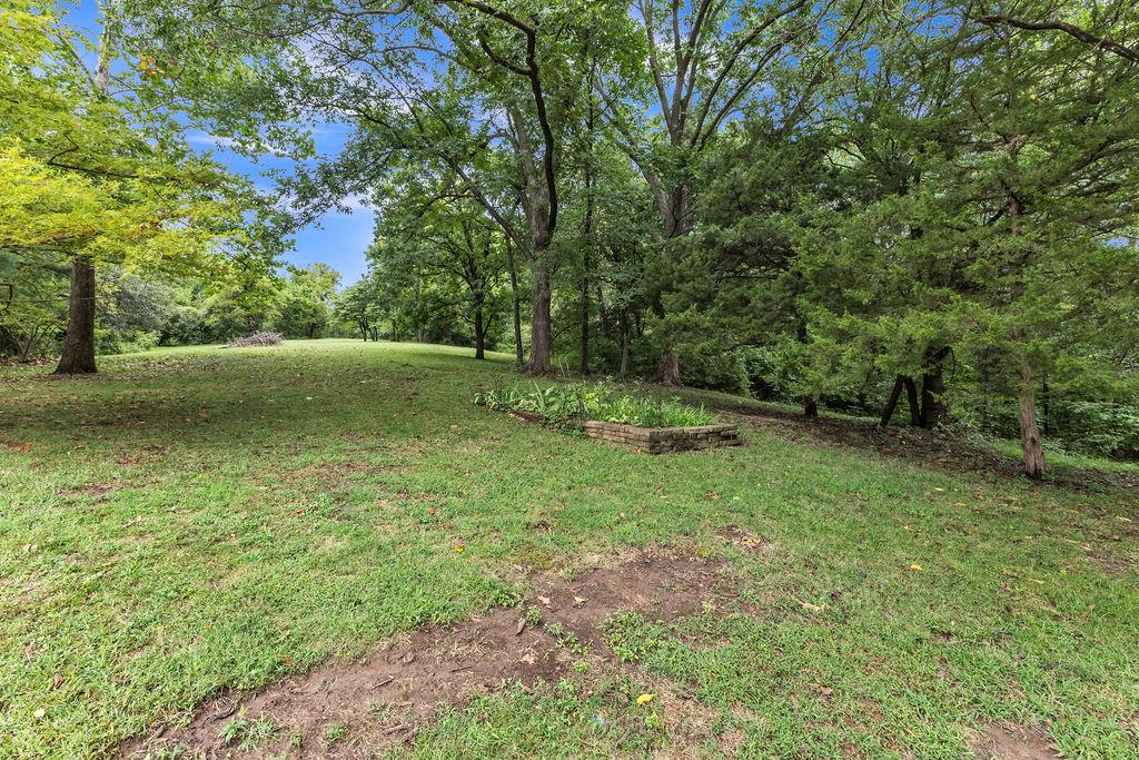4715 Amazonia Road Property Photo 46
