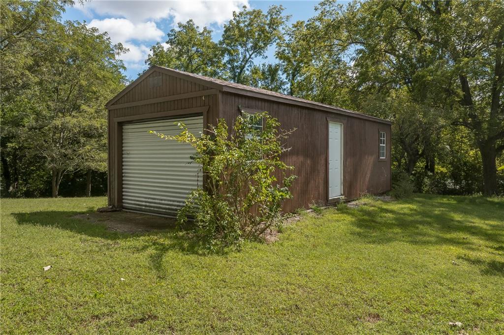 4715 Amazonia Road Property Photo 48