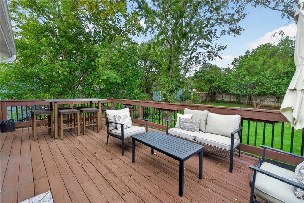 1538 W Dartmouth Street Property Photo 16