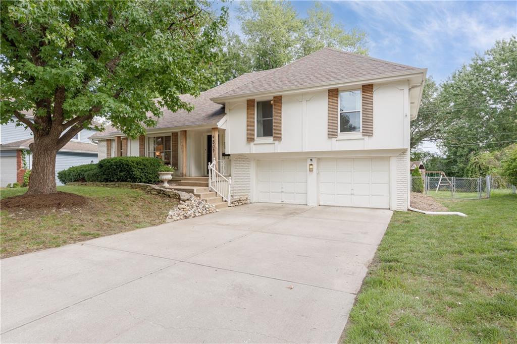 9809 Winslow Place Property Photo 1