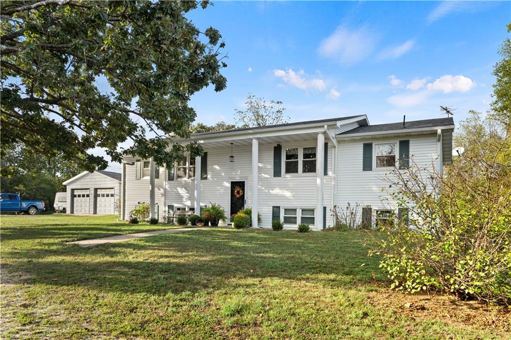 26173 E Union Track Road Property Photo 1