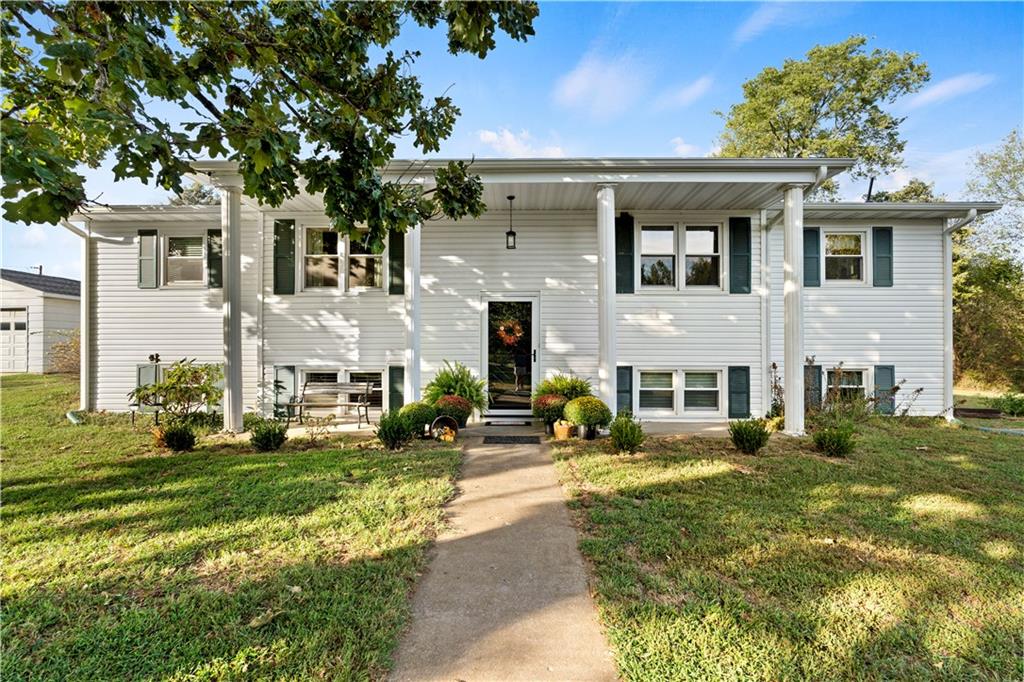 26173 E Union Track Road Property Photo 2