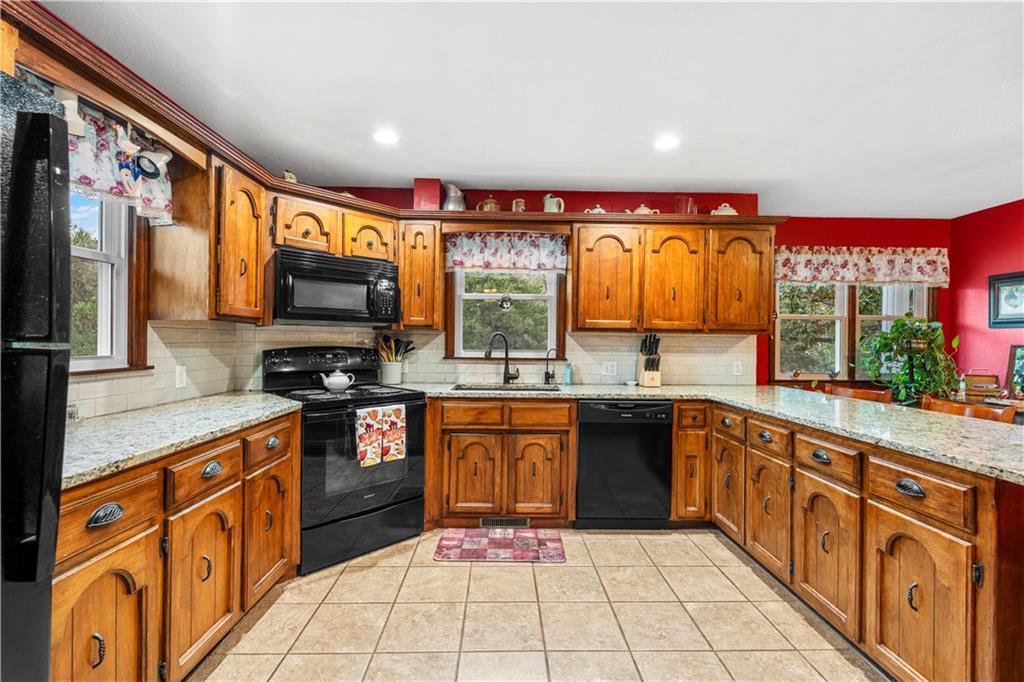 26173 E Union Track Road Property Photo 15