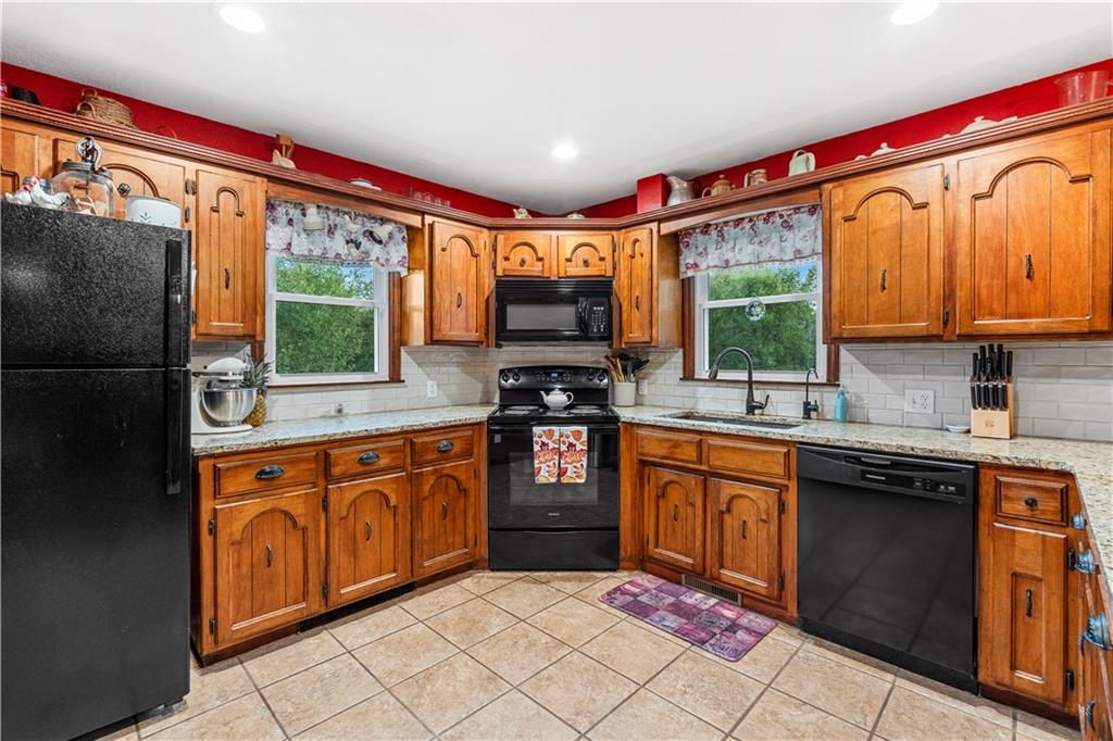26173 E Union Track Road Property Photo 16