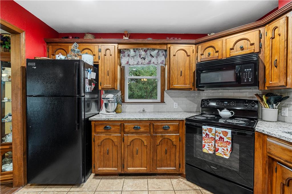 26173 E Union Track Road Property Photo 17