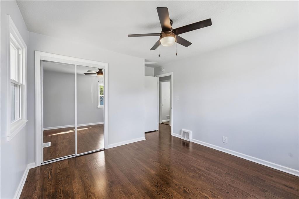 3028 S Hedges Avenue Property Photo 17