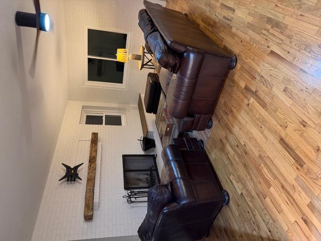 3325 Iowa Terrace Property Photo 5