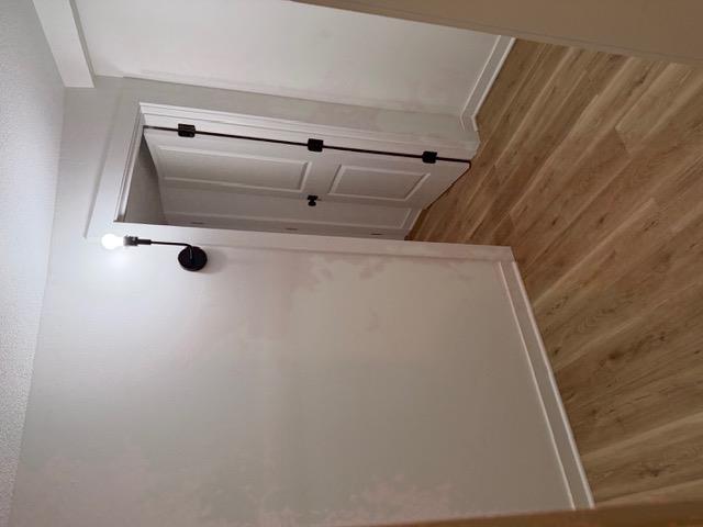3325 Iowa Terrace Property Photo 8