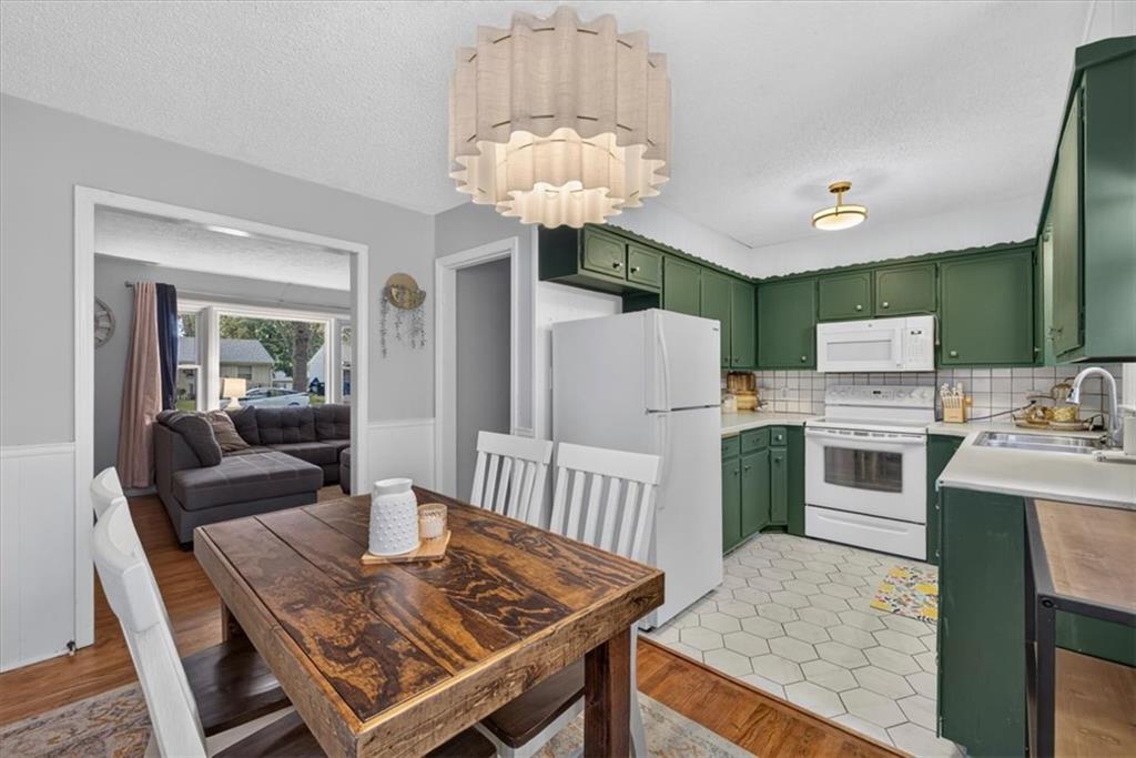 3611 S Spring Street Property Photo 6