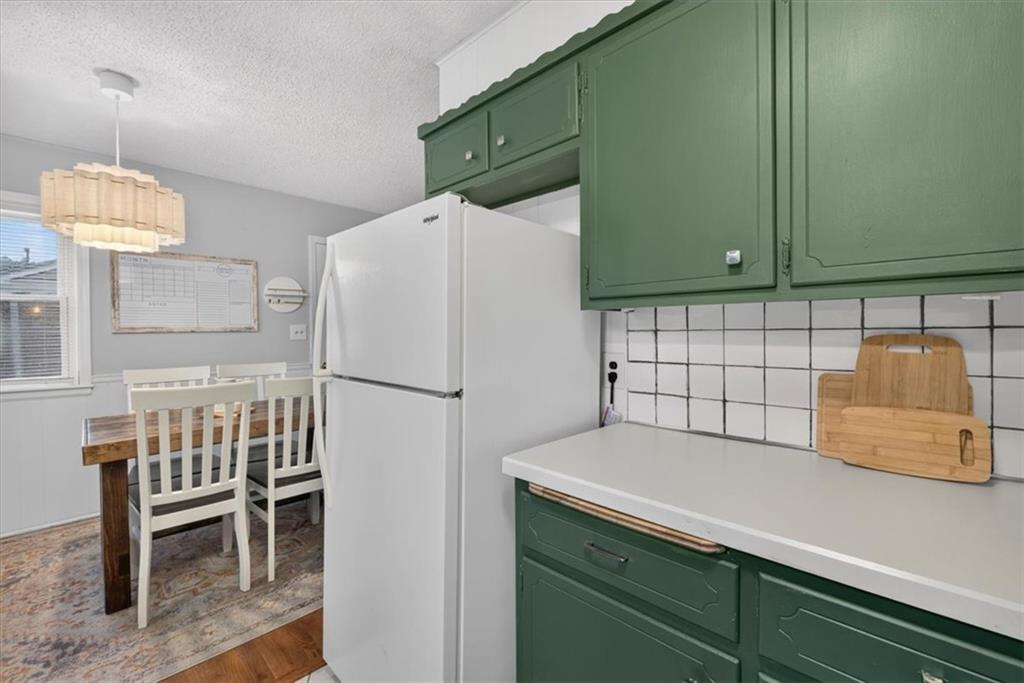 3611 S Spring Street Property Photo 8