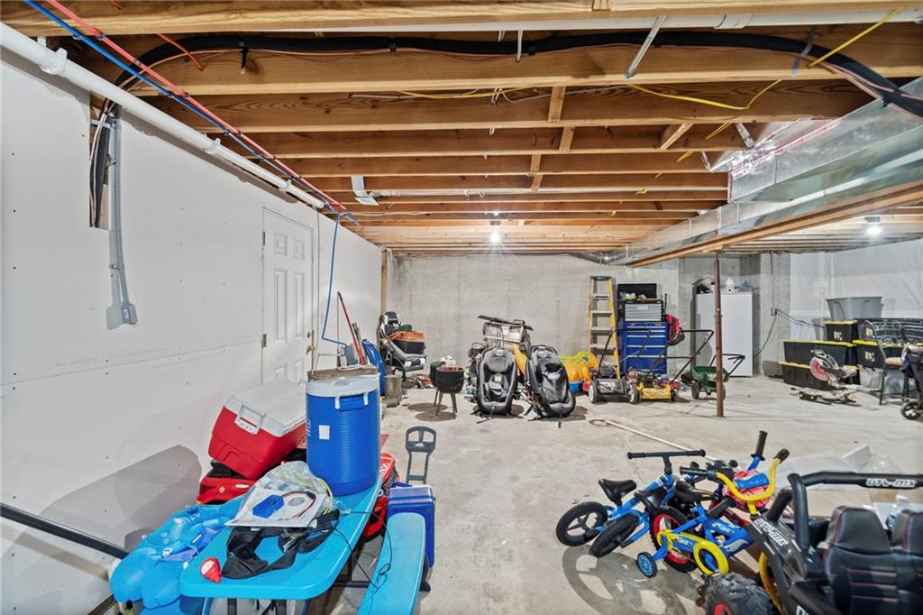 613 E Ford Street Property Photo 25