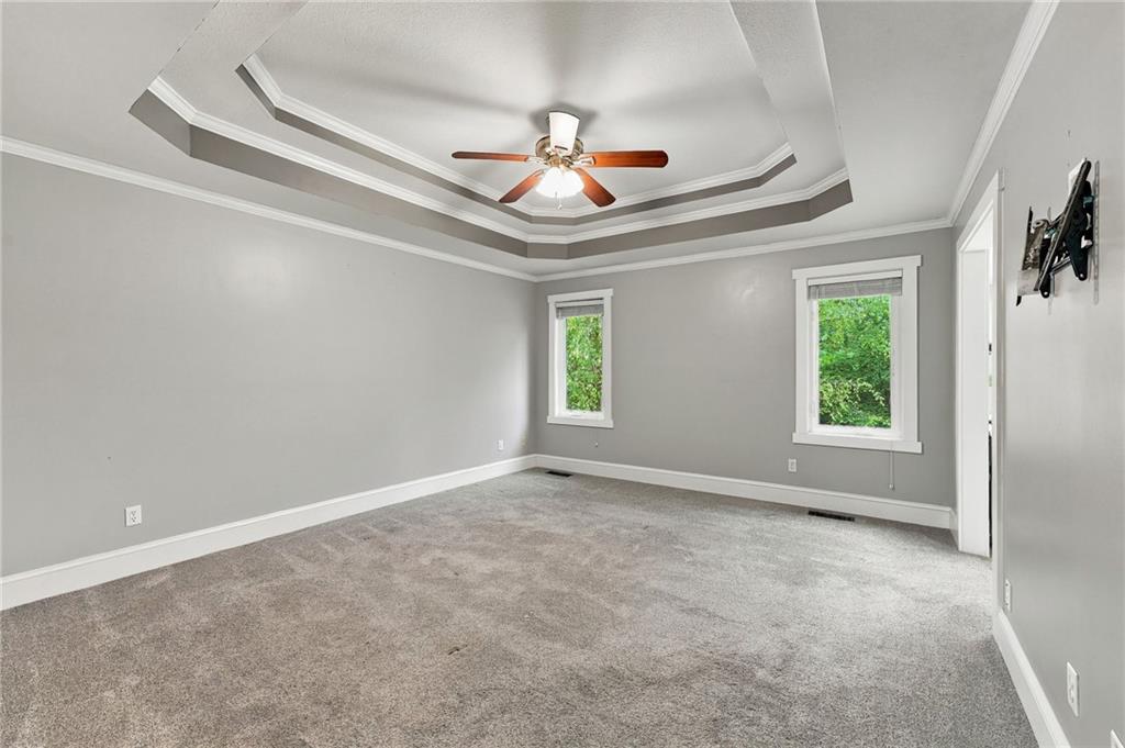 7552 N Tullis Avenue Property Photo 16