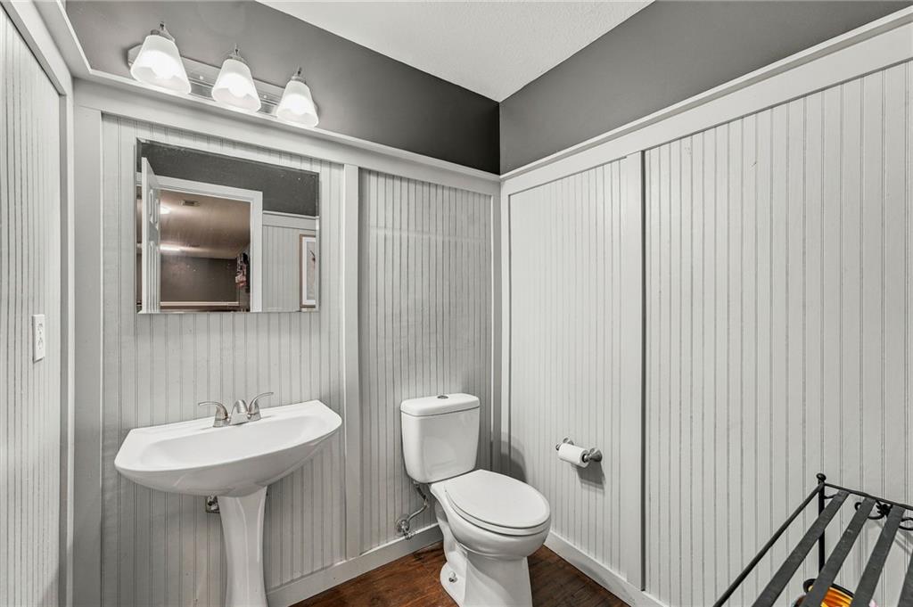 7552 N Tullis Avenue Property Photo 28