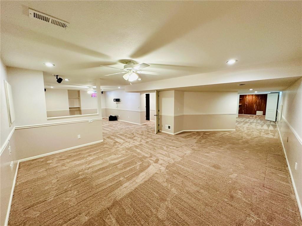 1912 Carter Court Property Photo 28