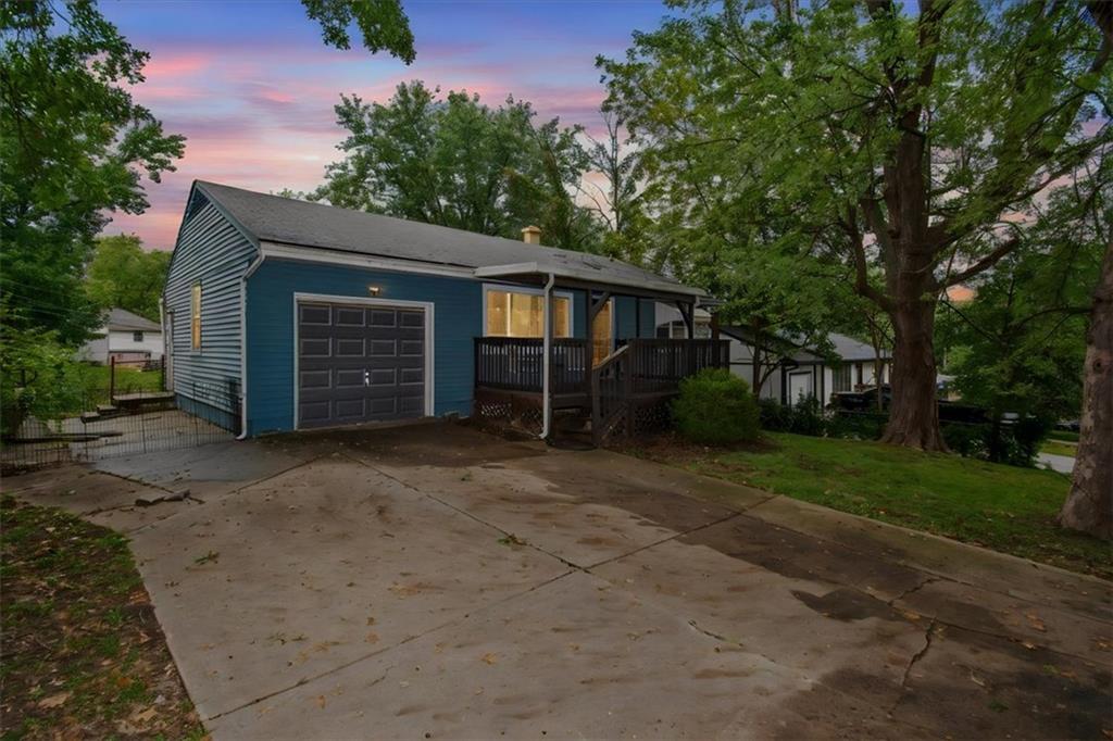 1708 N Kiger Road Property Photo 4
