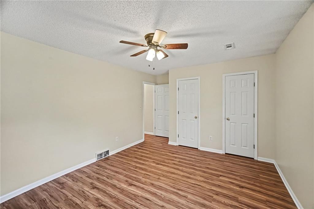 6904/6906 N Orchard Street Property Photo 11