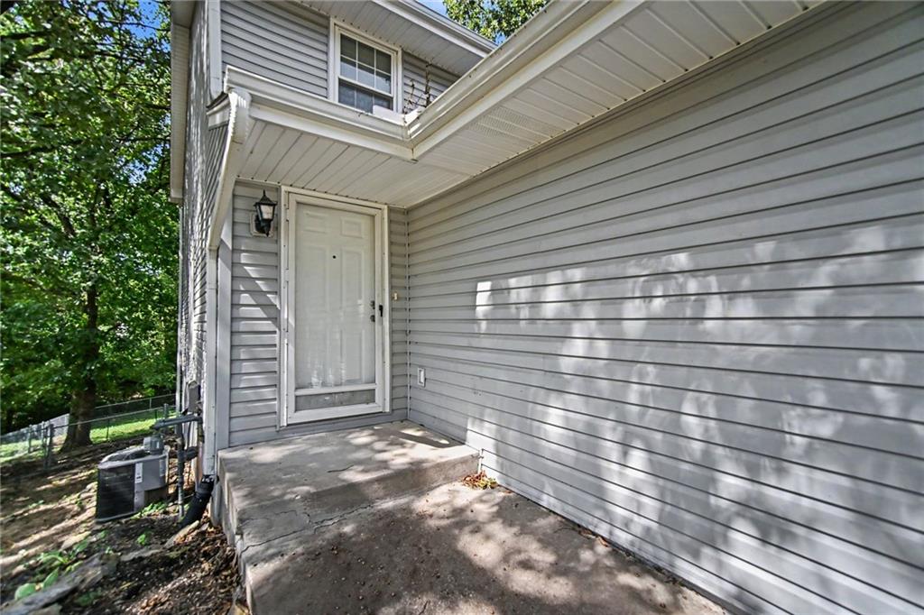 6904/6906 N Orchard Street Property Photo 20